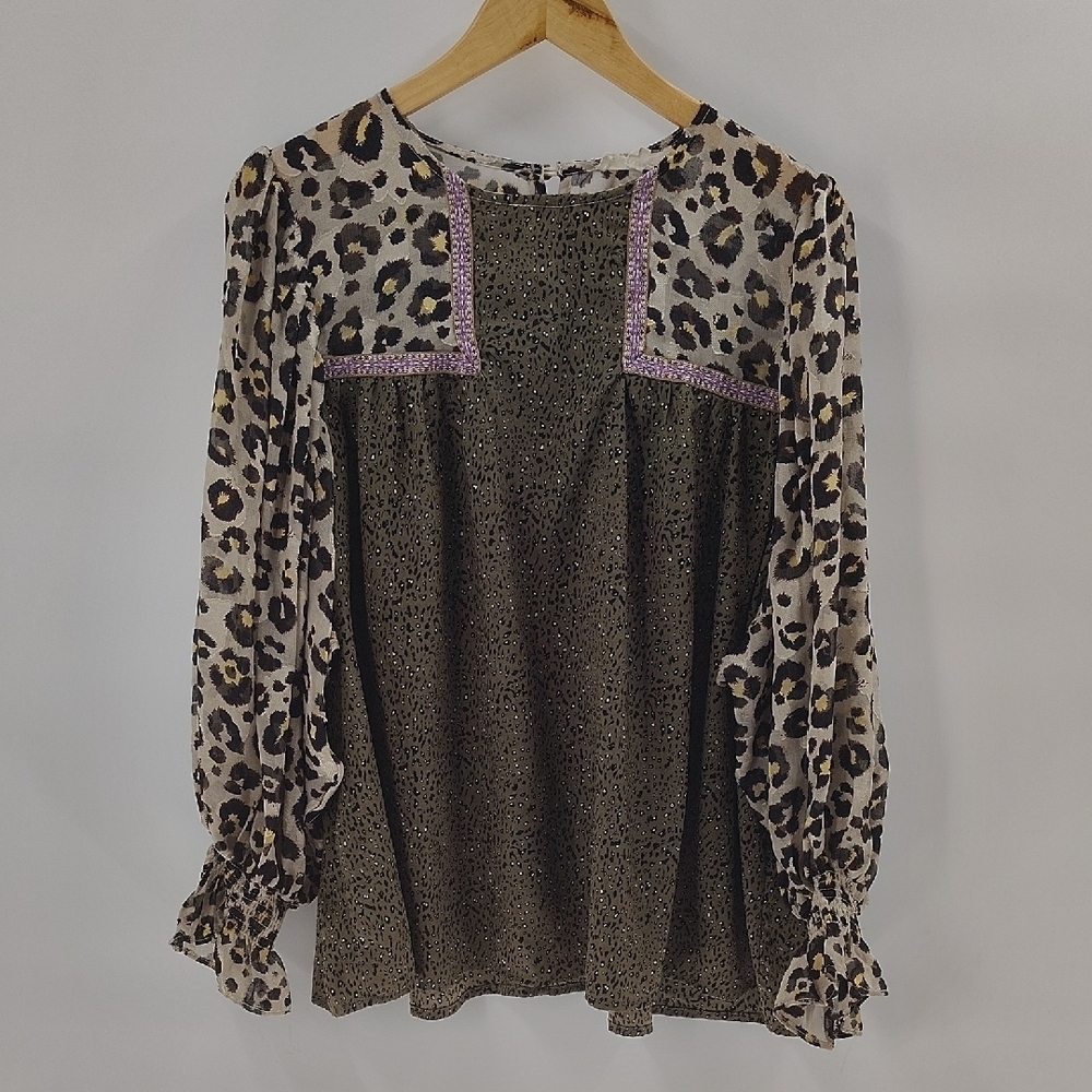 Entro Blouse Size Medium Oversized Relaxed Mixed Material Long Sleeve Leopard